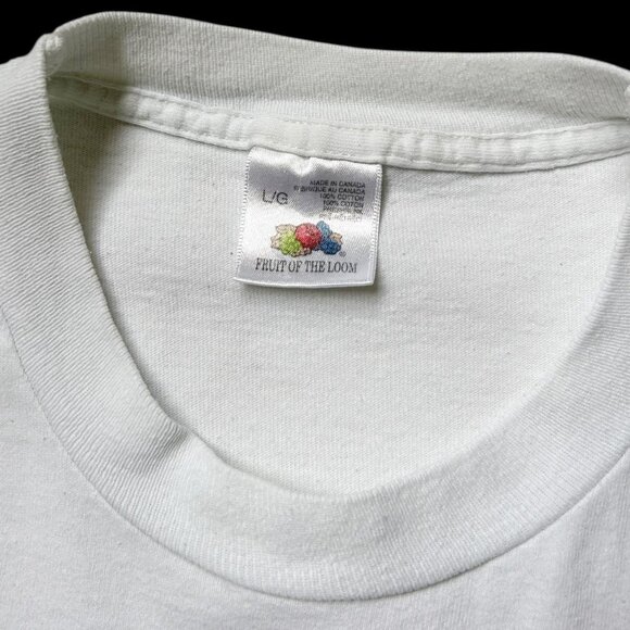 80s vintage The Old Britannia Schoolhouse t-shirt single stitch friends. - Picture 5 of 6